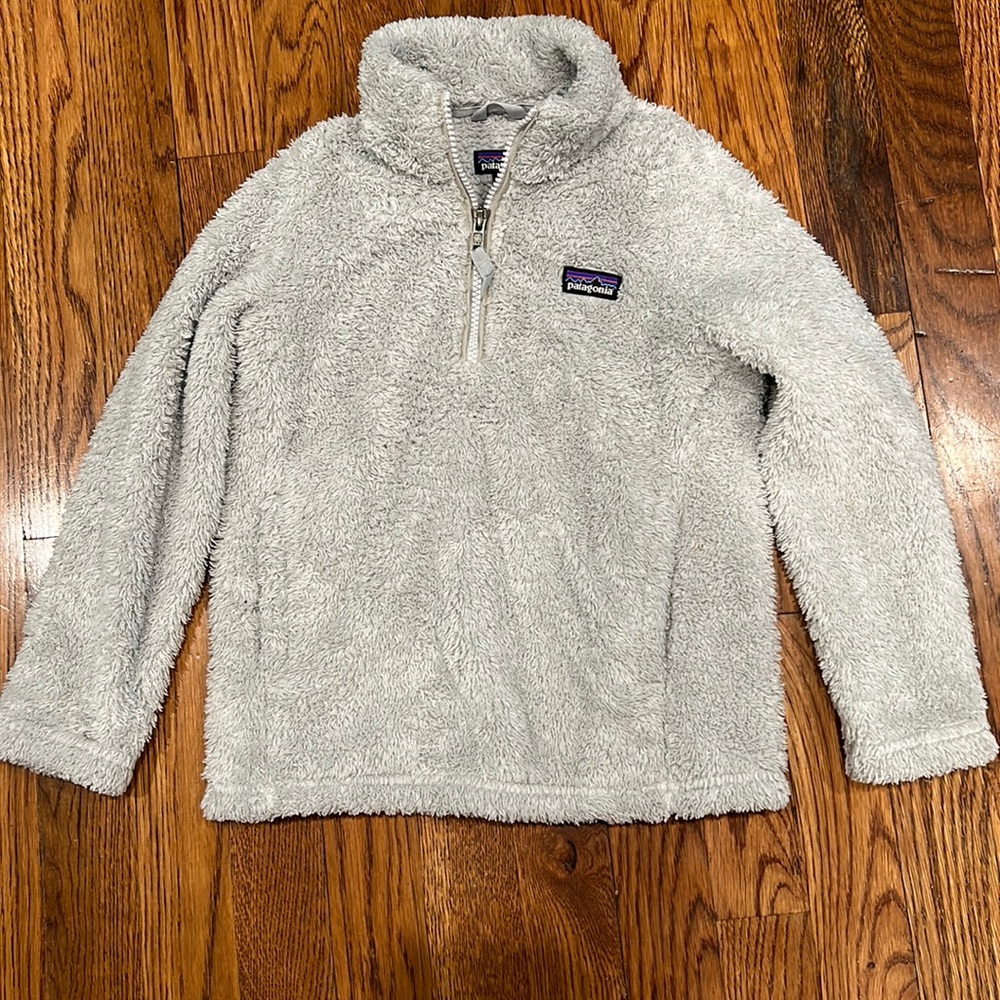 Girls Patagonia XS size 5 Los Gatos 1/4 zip fleece